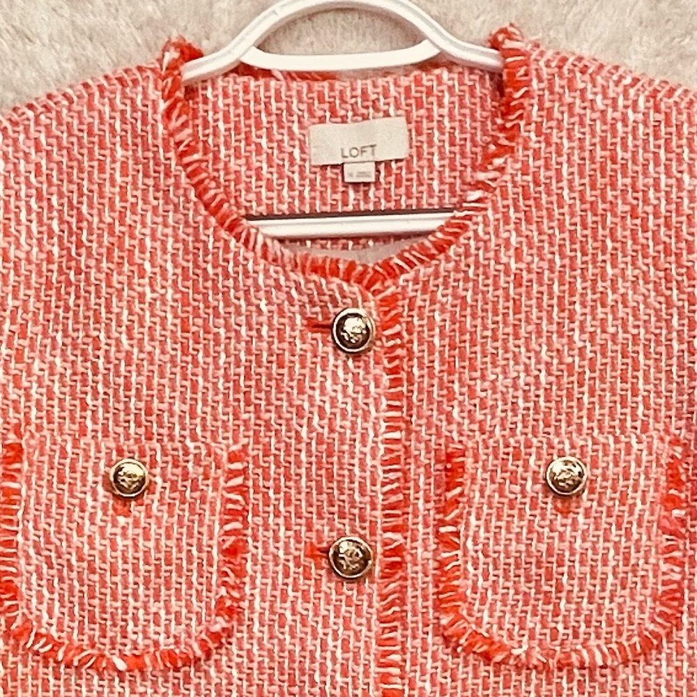 NWT Loft Women's Chanel-Style Knit Blazer Sz M Gold Buttons Boxy Fringe Career - Picture 2 of 16